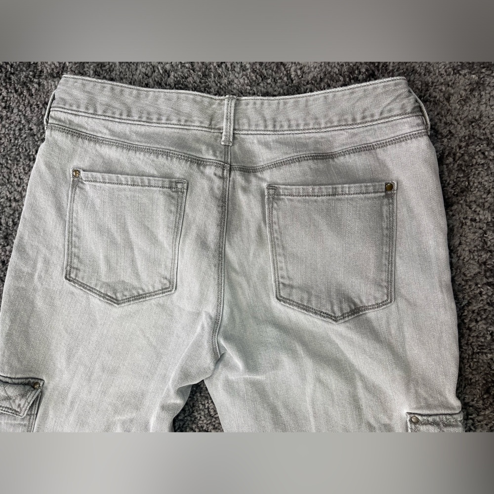 Eddie Bauer Modern slim fit cargo pockets light gray low rise denim jeans size 8 - Picture 5 of 16